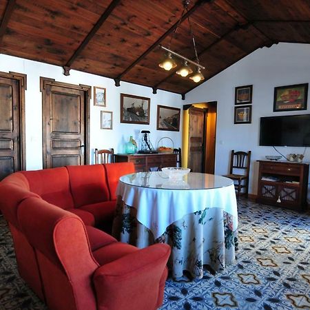Gasthaus El Romerito Zalamea la Real Exterior foto